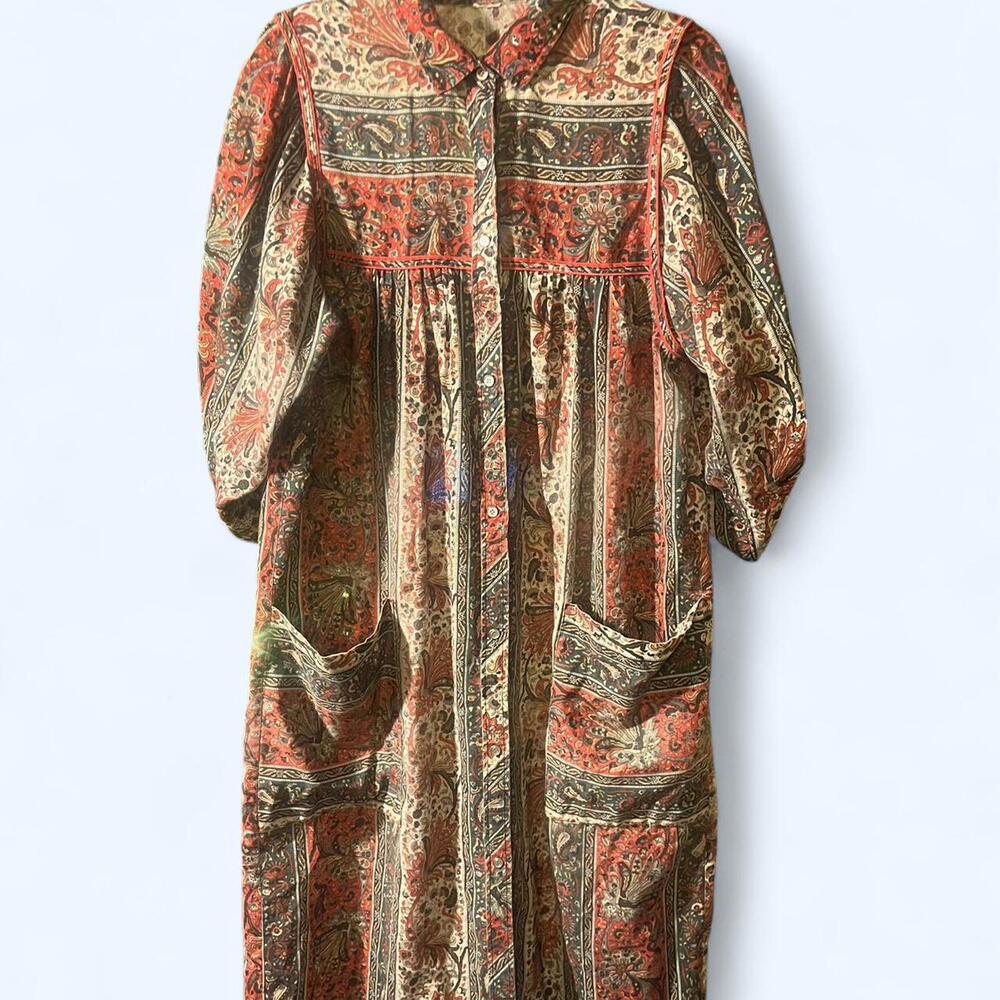 70s paisley print maxi dress with pockets,